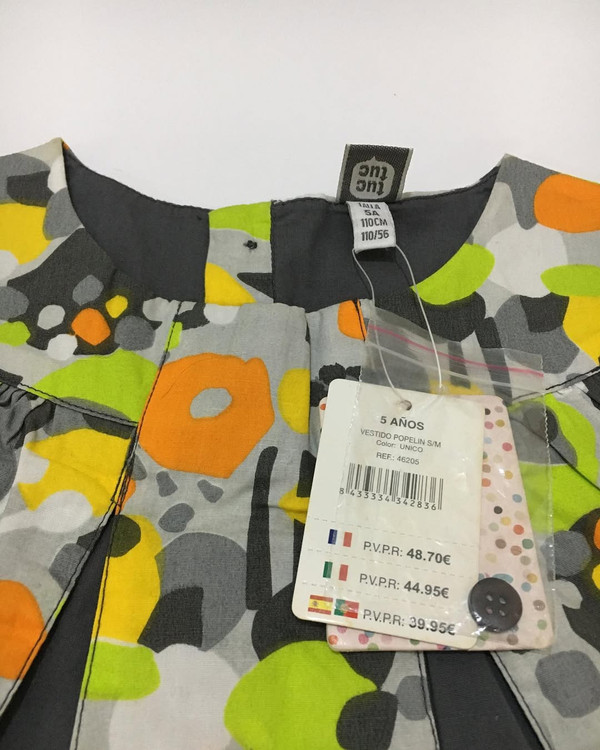 پیراهن دخترانه اصل European همراه با دکمه زاپاس