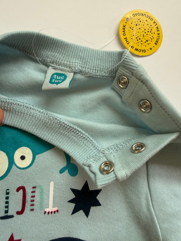 تیشرت نوزادی پسرانه، آستین بلند، برند توک توک اسپانیا، اورجینال، بارکددار، جنس نخ پنبه، کد ۲۰۹